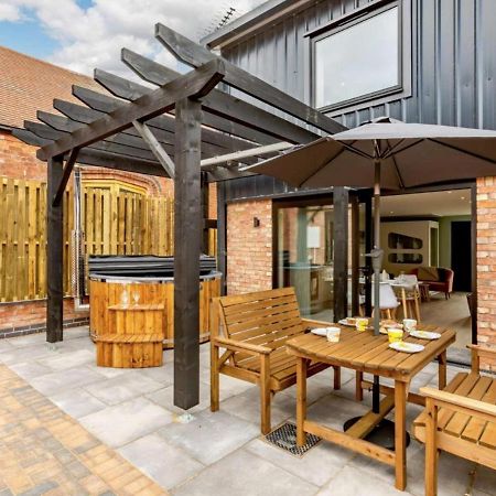 Roe Cottage Disabled Adapted 2 Bedroom Hot Tub Alcester Extérieur photo