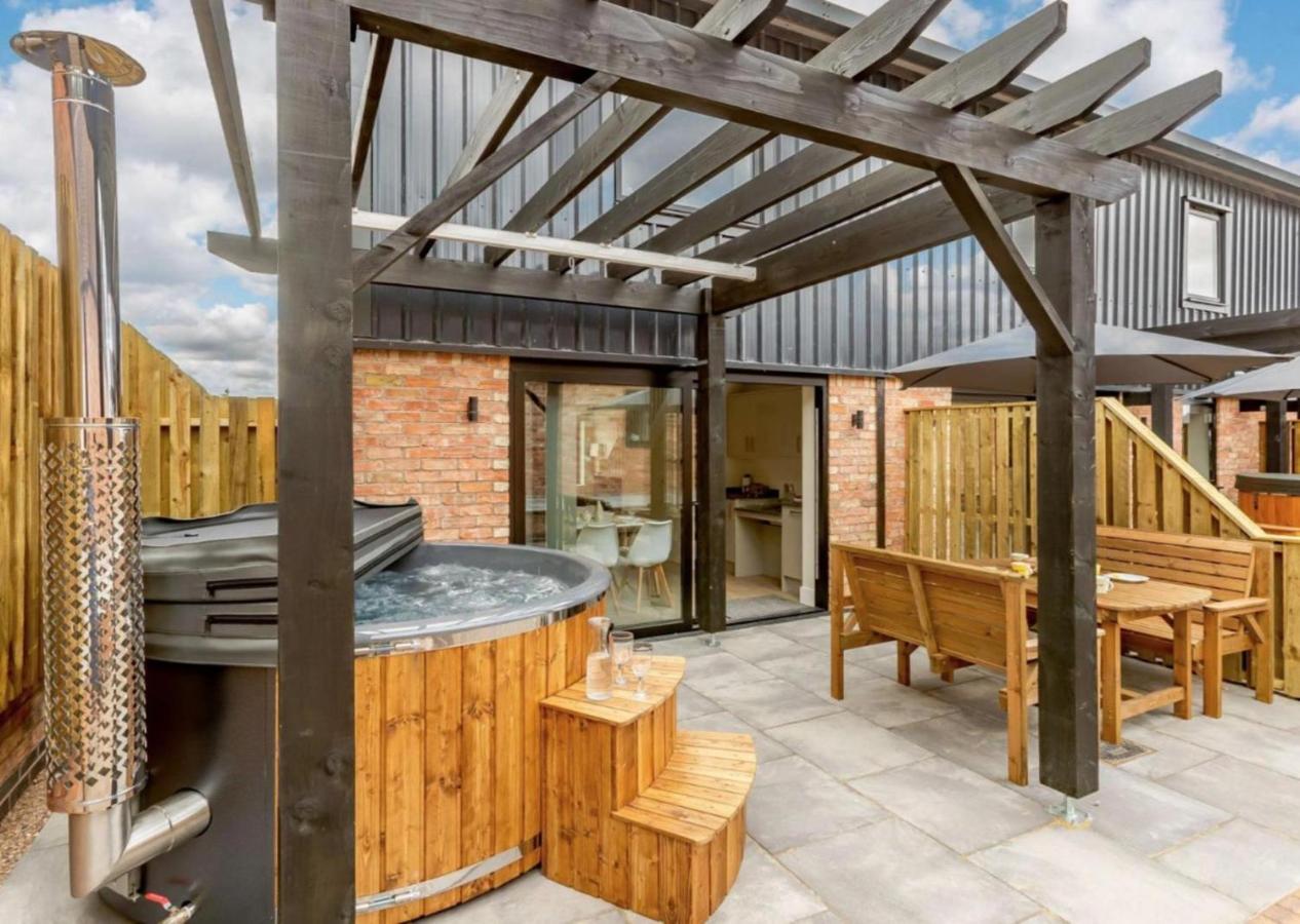 Roe Cottage Disabled Adapted 2 Bedroom Hot Tub Alcester Extérieur photo